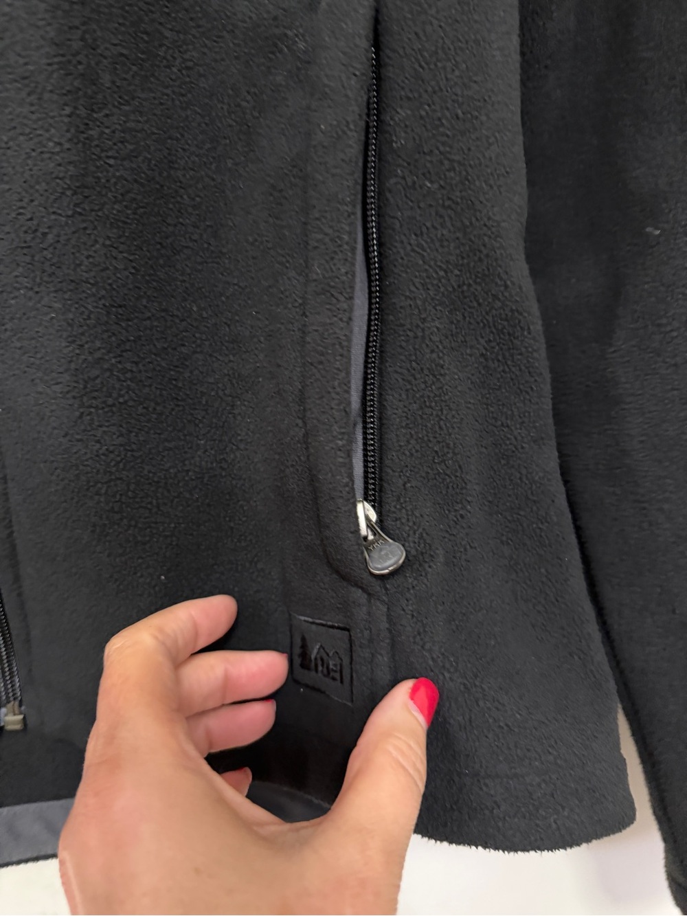 REI women’s fleece zip-up jacket - size M - black - Picture 3 of 8